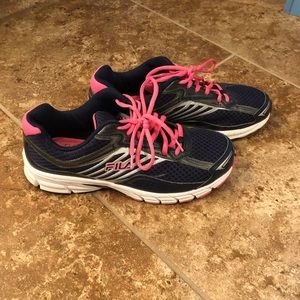 Fila running shoes. Used, excellent condition. 9.5